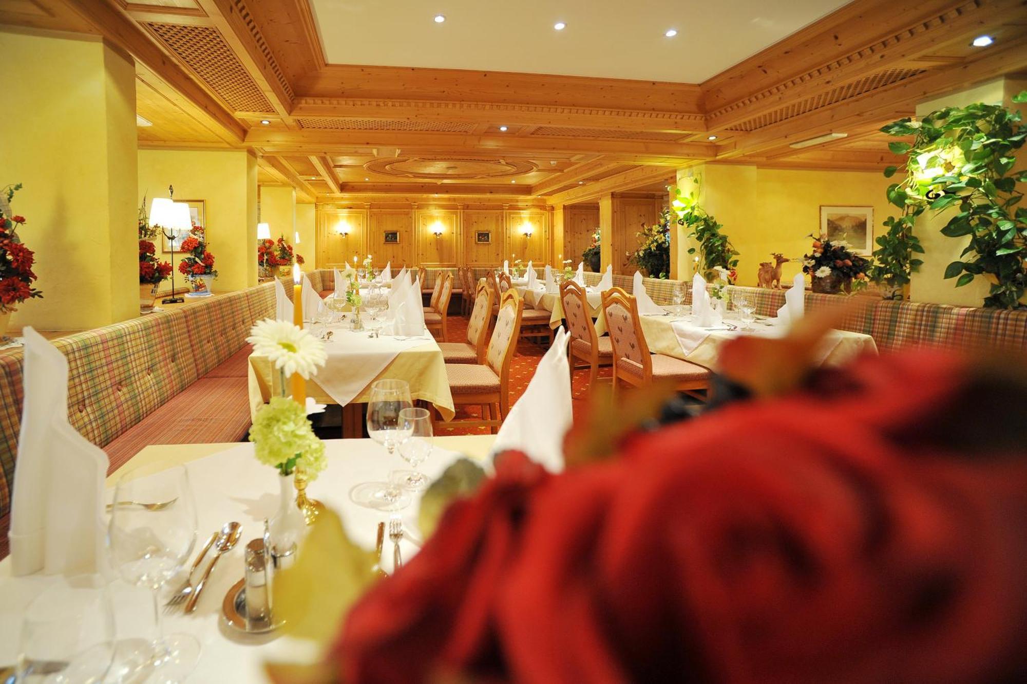 Thermal-Badhotel Kirchler Tux Εξωτερικό φωτογραφία